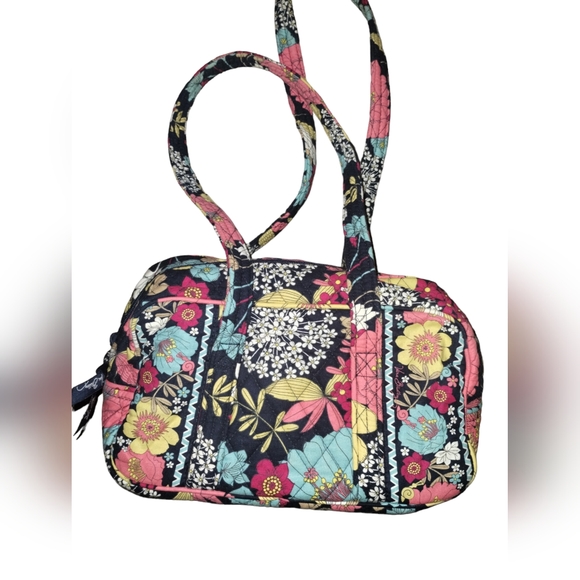 Vera Bradley Bag happy snails pattern - Picture 3 of 9